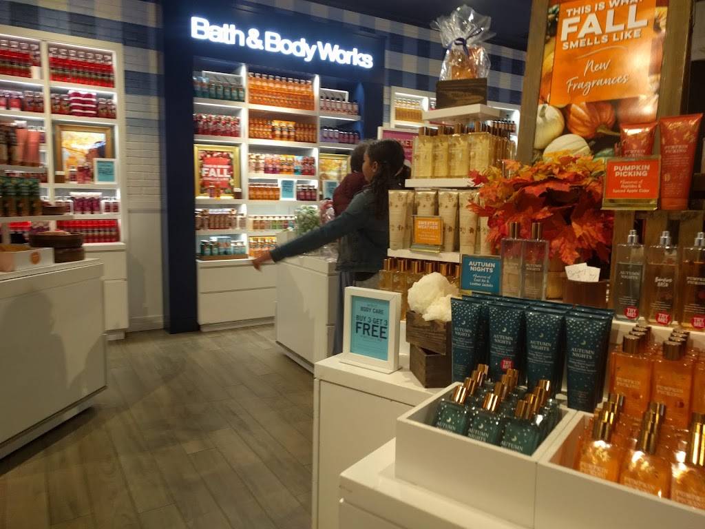 Bath & Body Works | 5100 Kings Plaza, Brooklyn, NY 11234 | Phone: (718) 252-1832