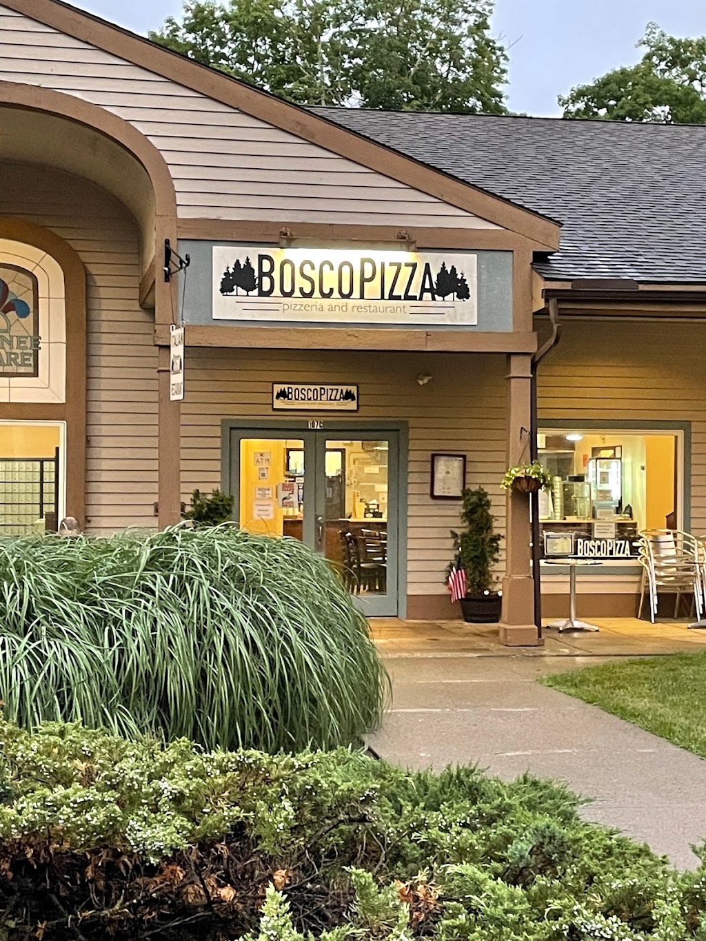 Bosco Pizza | 107 Buttermilk Falls Rd, Shawnee on Delaware, PA 18356 | Phone: (570) 234-3360