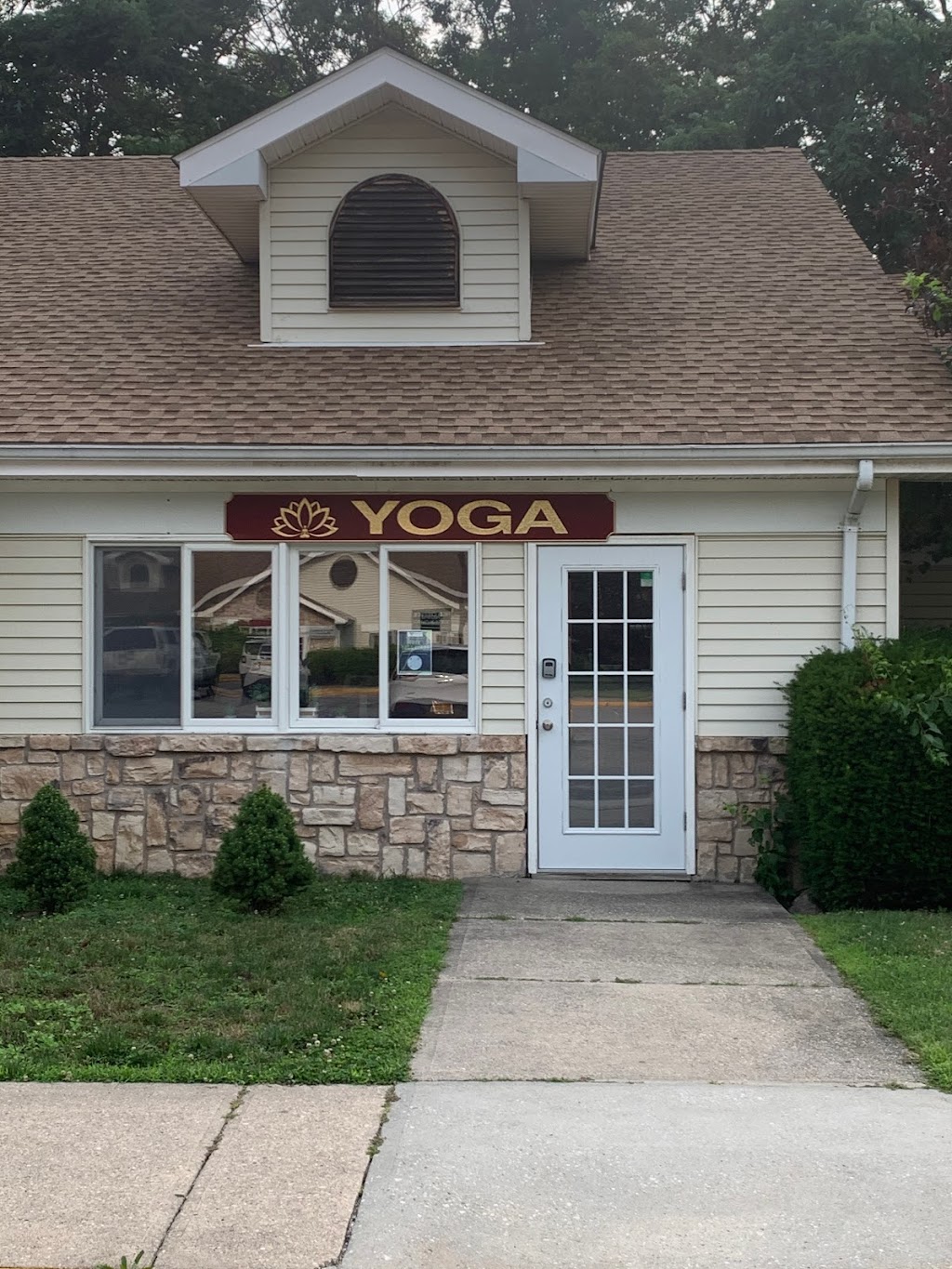 Evolution Yoga | 4468 Middle Country Rd, Calverton, NY 11933 | Phone: (631) 617-9647