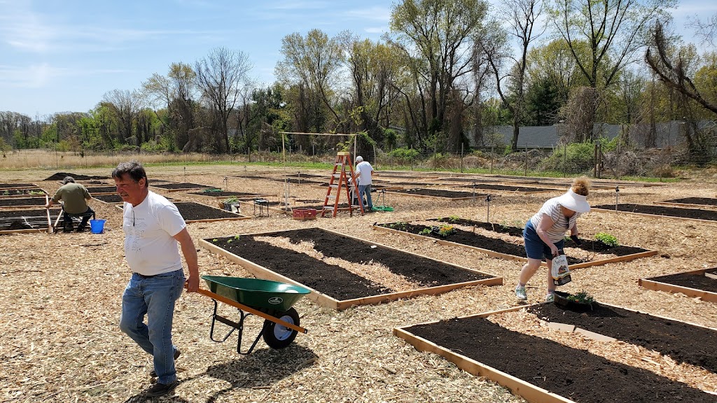 Middletown Twp. Community Garden | Stevenson Park, 950 W Front St, Red Bank, NJ 07701 | Phone: (732) 615-3223