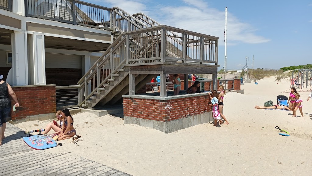 Overlook Beach Manager | Ocean Pkwy, Babylon, NY 11702 | Phone: (631) 669-8391