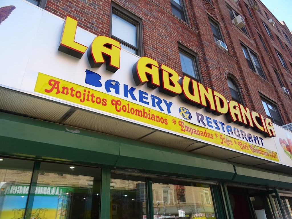 La Abundancia Bakery & Restaurant | 6310 Broadway, Queens, NY 11377 | Phone: (718) 672-1515