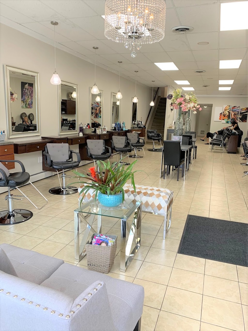 Estilo Salon | 400 W Jericho Turnpike, Huntington, NY 11743 | Phone: (631) 498-6700