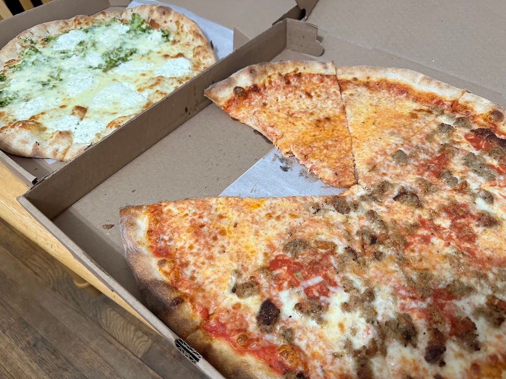 Tre Colore Pizzeria | 1207 NJ-35, Middletown Township, NJ 07748 | Phone: (732) 671-1800