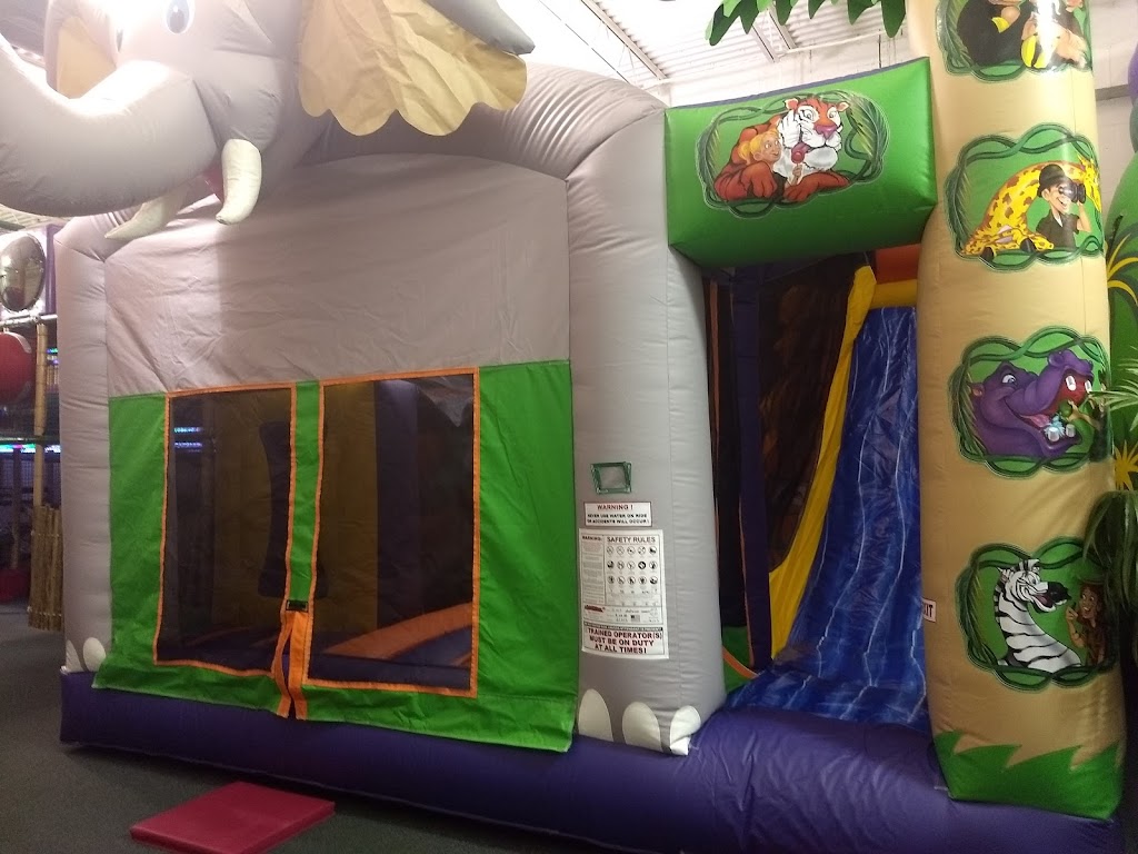 Jumpers Family Fun Zone | 5117 West Chester Pike, Newtown Square, PA 19073 | Phone: (610) 353-3377