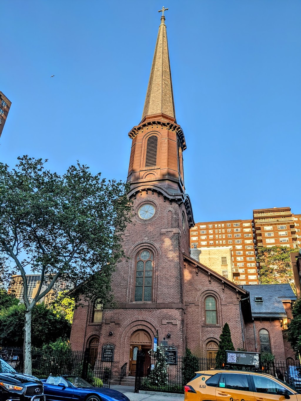 Church of the Holy Apostles | 296 9th Ave, New York, NY 10001 | Phone: (212) 807-6799