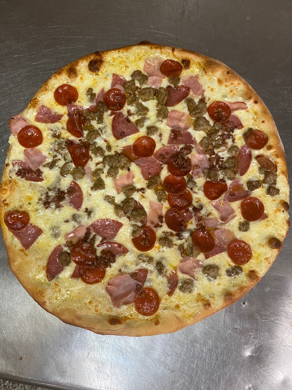 South Side Pizza | 704 W Emaus Ave, Allentown, PA 18103 | Phone: (610) 791-9111