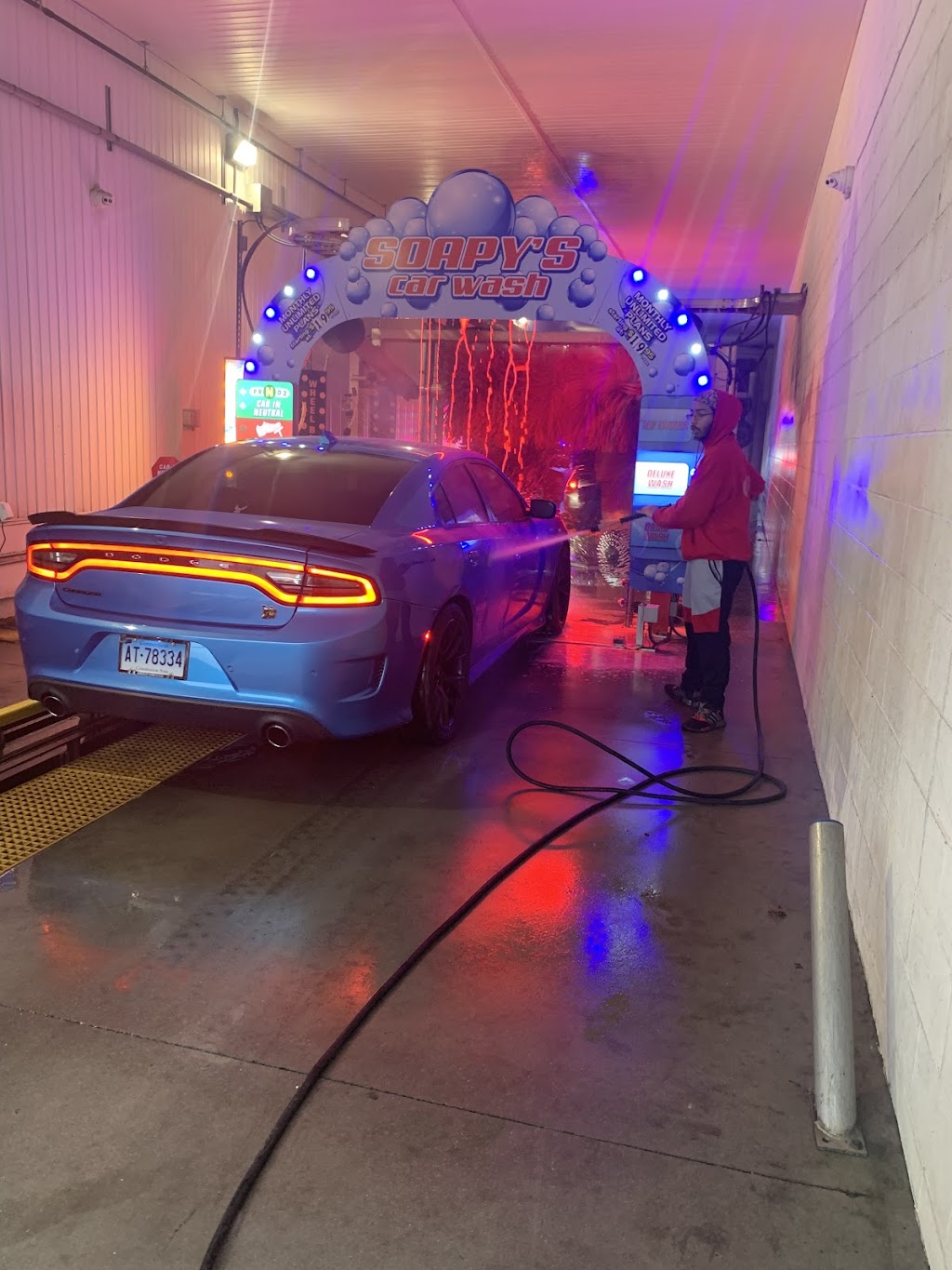 Soapys Car Wash Naugatuck | 1015 New Haven Rd, Naugatuck, CT 06770 | Phone: (203) 632-5863