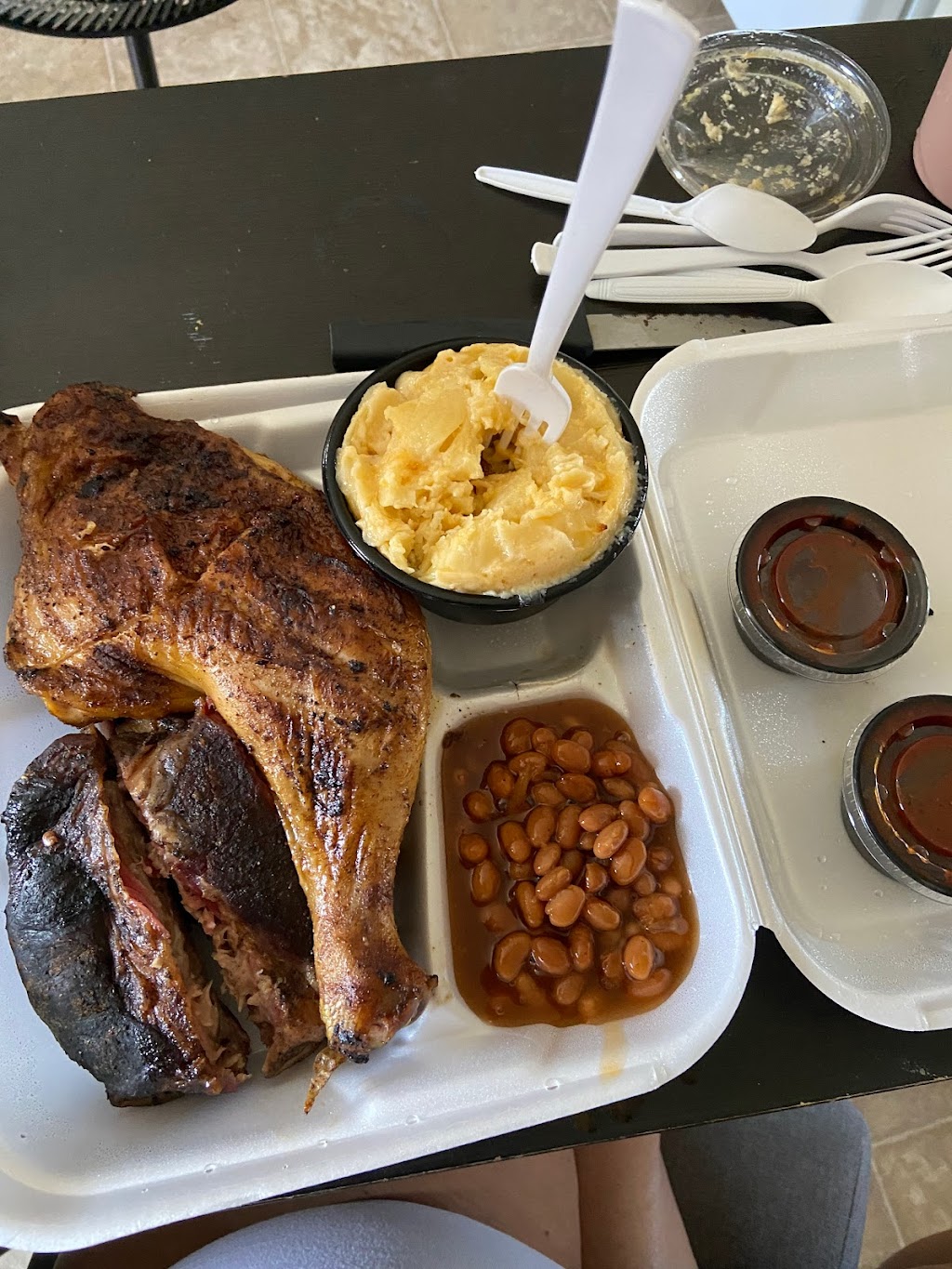 Zach and Lous Barbeque | 2936 Winsted Rd, Torrington, CT 06790 | Phone: (860) 482-6573
