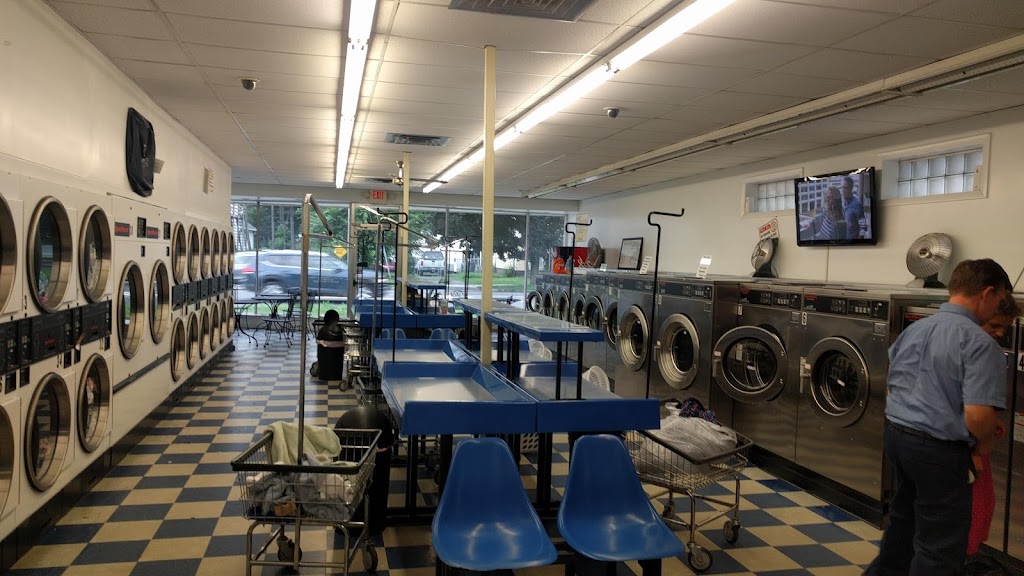 Stay & Play Laundromat | 65 Franklin St, Westfield, MA 01085 | Phone: (413) 485-7575