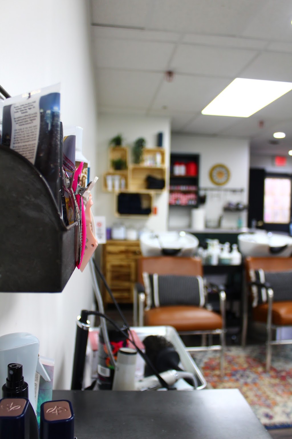 Raven and Rose Hair Co. | 612 Main St Unit 7, Somers, CT 06071 | Phone: (860) 327-5710