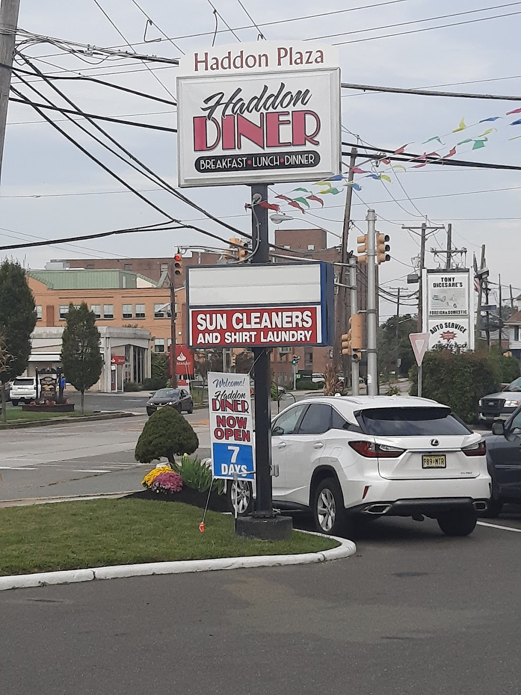 Sun Cleaners | N, 321 Haddon Ave, Westmont, NJ 08108 | Phone: (856) 869-0888