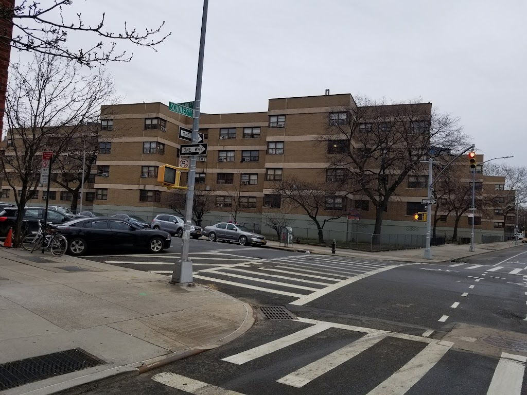 The Highbridge Green School | 200 W 167th St, The Bronx, NY 10452 | Phone: (718) 410-5770