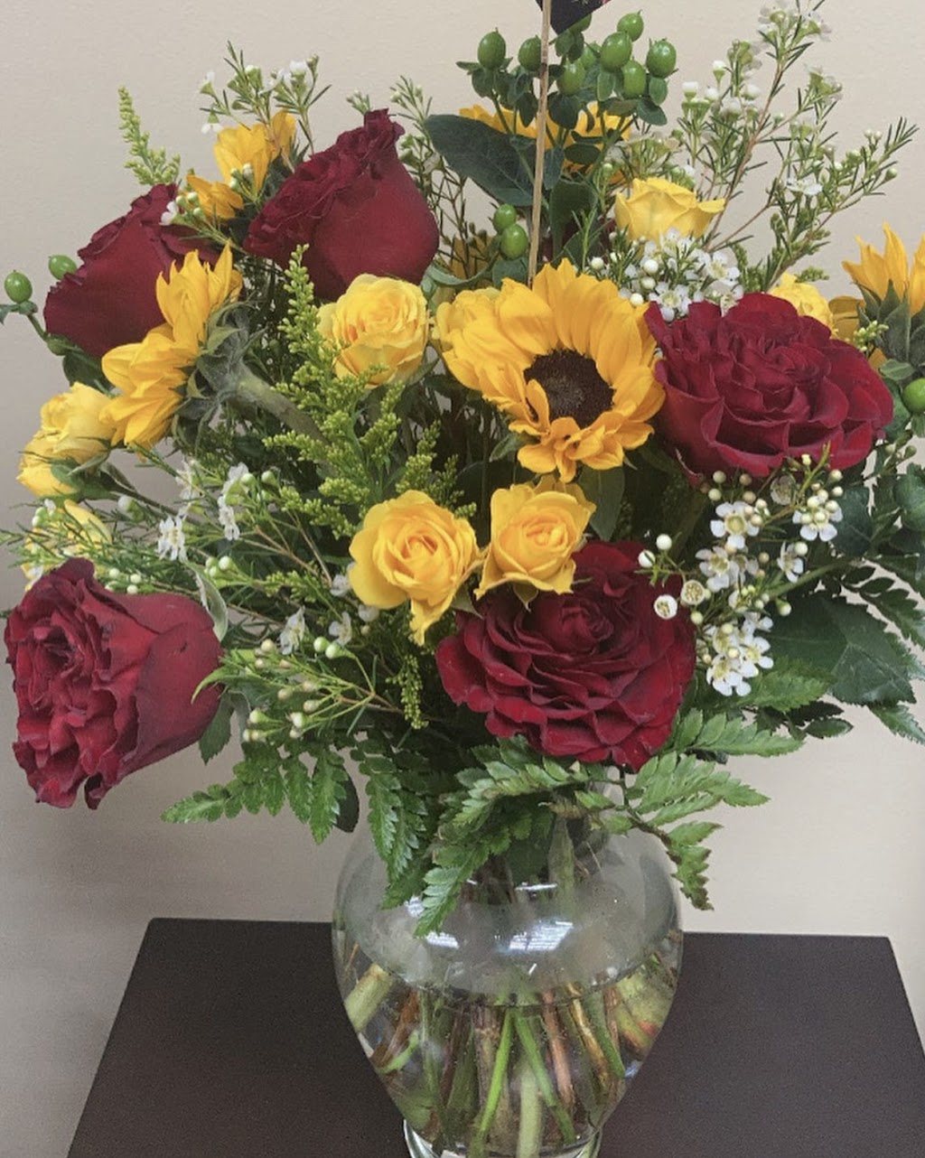 Floral Designs by Julia | 345 Tulsa Trail, Hopatcong, NJ 07843 | Phone: (862) 324-7088