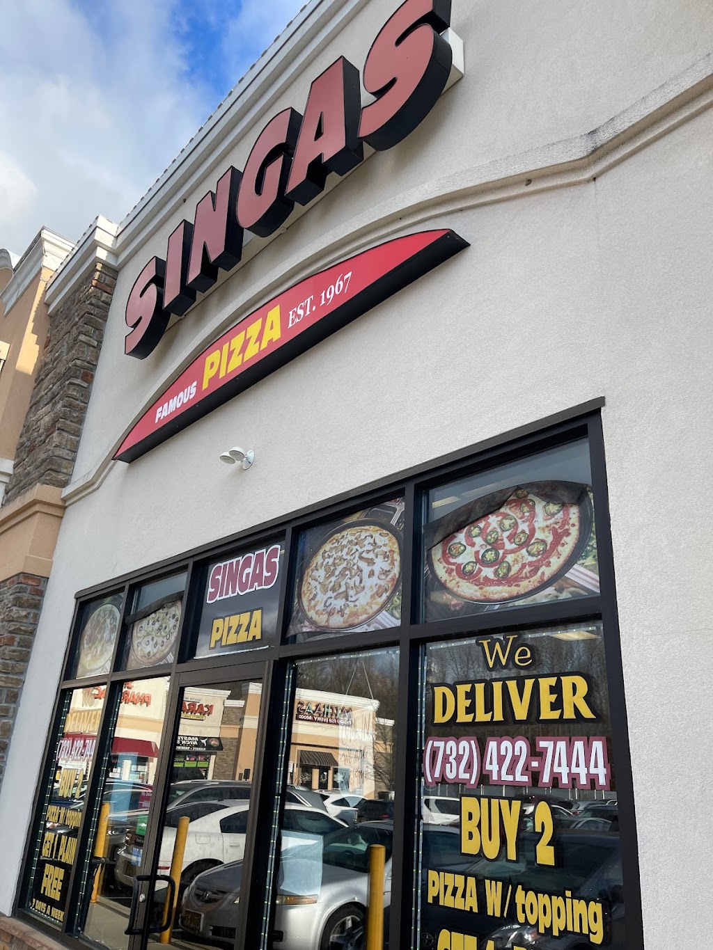 Singas Famous Pizza | 1463 Finnegans Ln, Kendall Park, NJ 08824 | Phone: (732) 422-7444