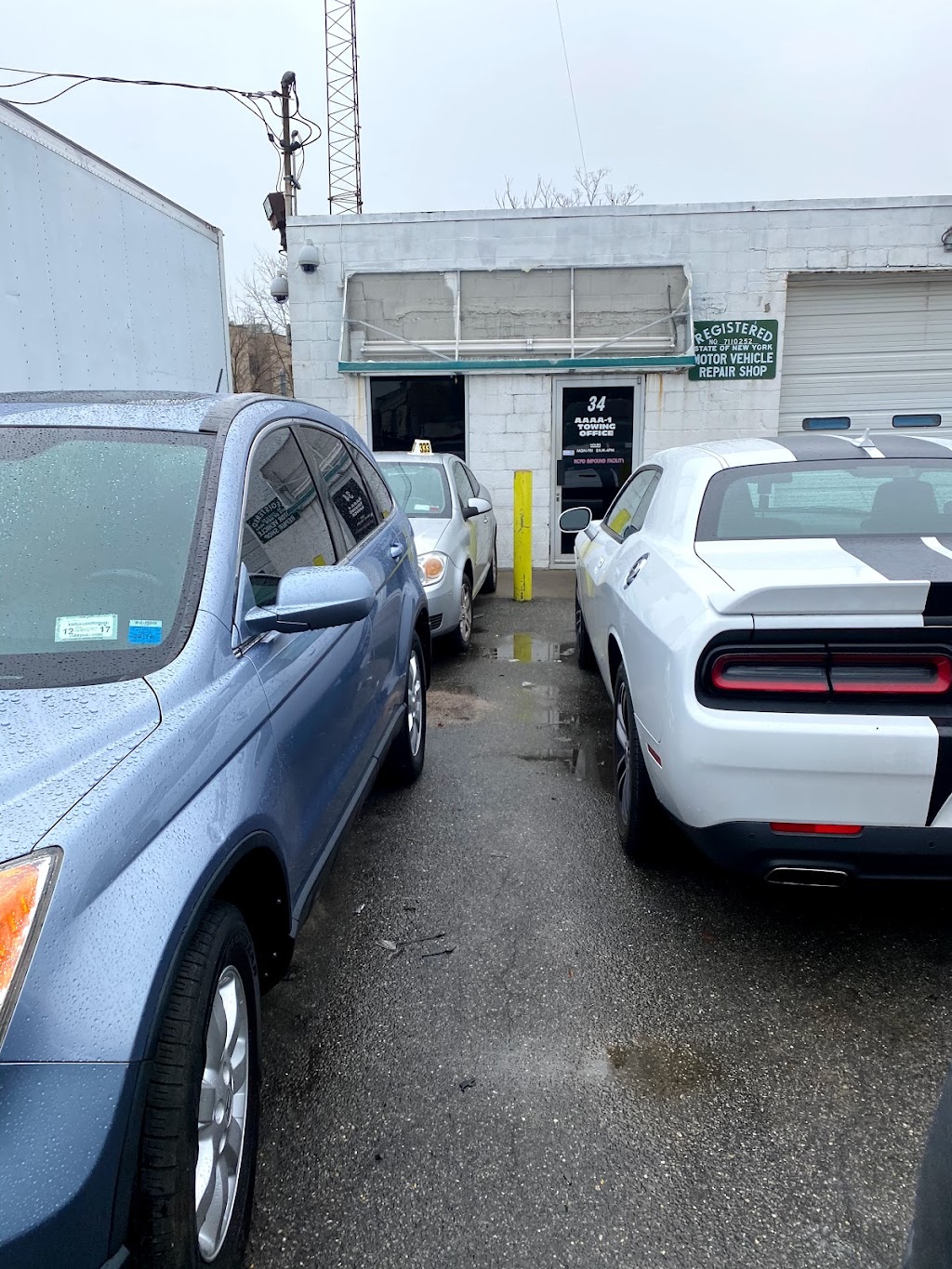 AAAA-1 TOWING | 34 Charlotte Ave, Hicksville, NY 11801 | Phone: (516) 433-1011