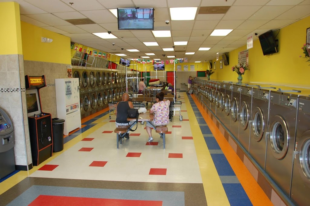 Best Laundromat Waterbury | 176 Chase Ave, Waterbury, CT 06704 | Phone: (203) 527-5422