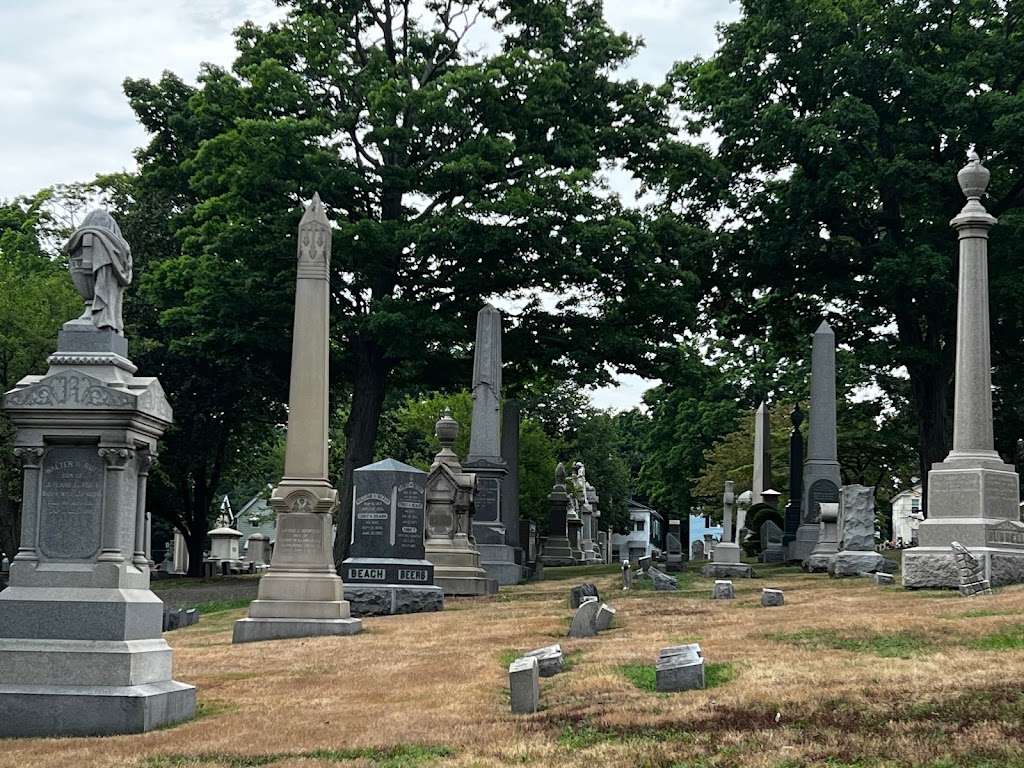 Evergreen Cemetery Section 17 | 769 Ella T Grasso Blvd, New Haven, CT 06519 | Phone: (203) 865-5802
