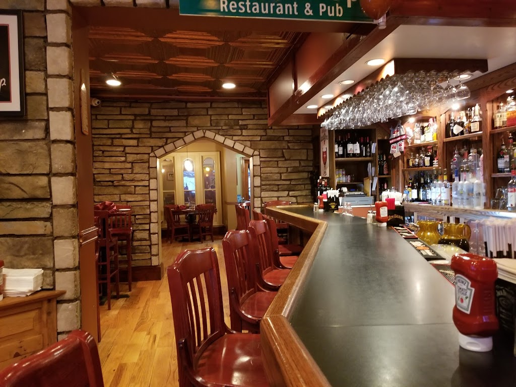 Bottoms Up Restaurant and Pub | 1965 NY-284, Slate Hill, NY 10973 | Phone: (845) 355-2886