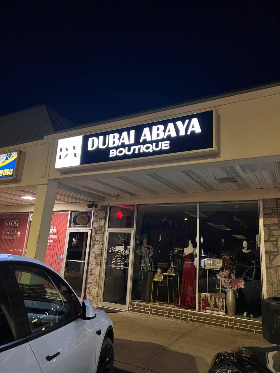 Dubai Abaya | 10861 Bustleton Ave, Philadelphia, PA 19116 | Phone: (215) 501-4101