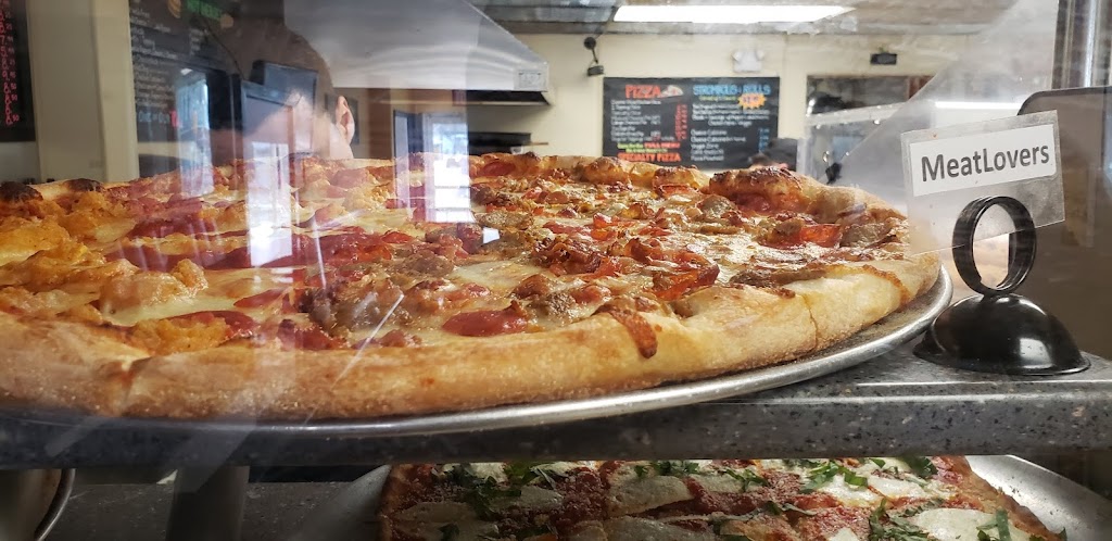 Loveys Pizza & Grill | 91 W Hanover Ave, Morris Plains, NJ 07950 | Phone: (973) 455-0677
