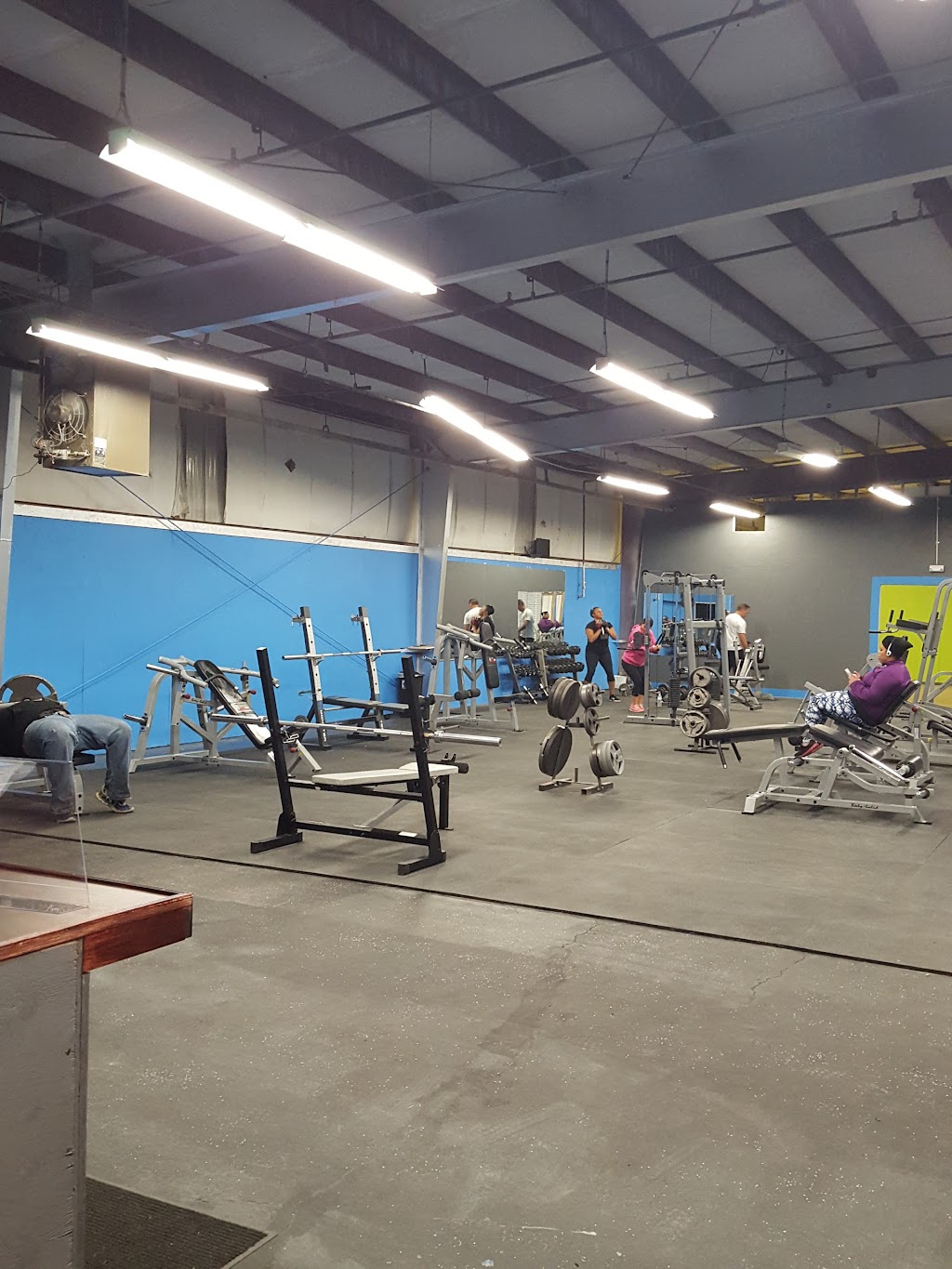 Kakley Fitness Center | 32 N Rd, East Windsor, CT 06088 | Phone: (860) 758-7313