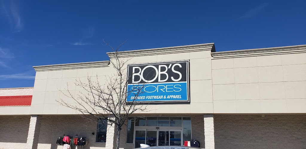 Bobs Stores Footwear & Apparel | 135-187 Sunrise Hwy, West Islip, NY 11795 | Phone: (631) 587-5000