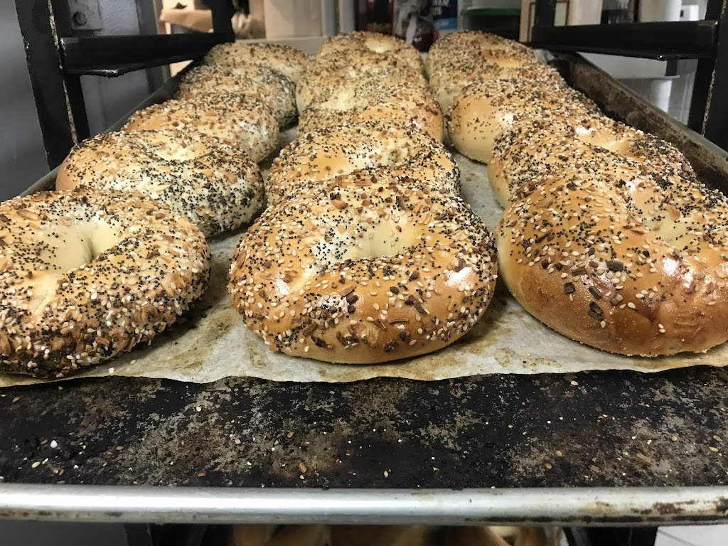 H&E Bagel Cafe | 225 Montauk Hwy, Moriches, NY 11955 | Phone: (631) 909-4635