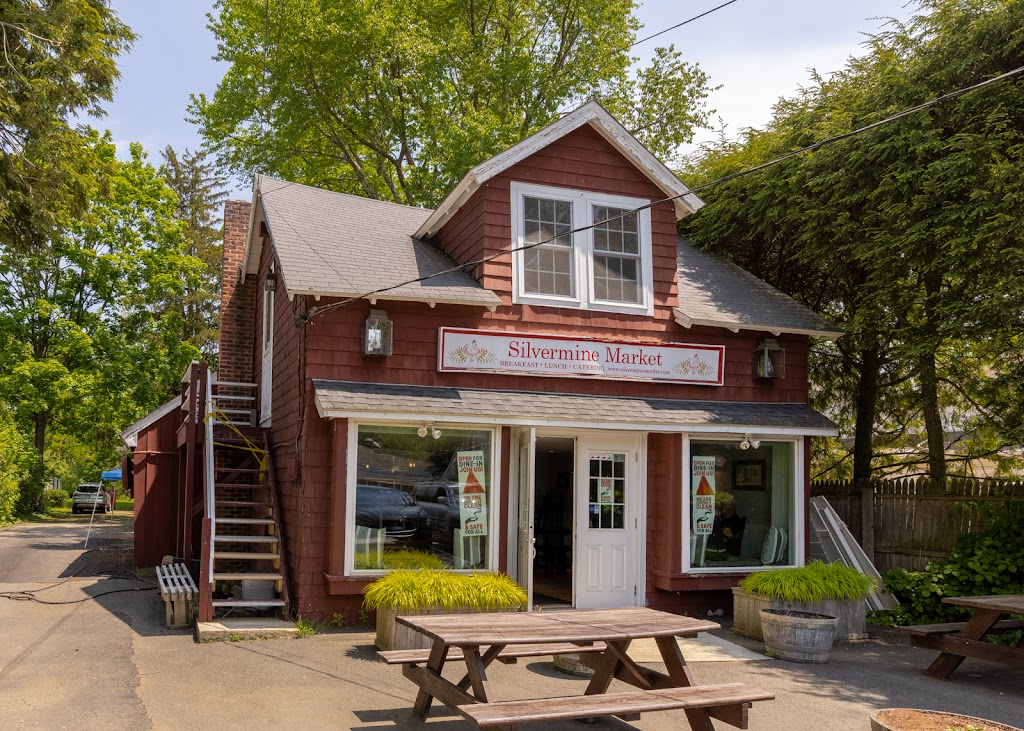 Silvermine Market | 1032 Silvermine Rd, New Canaan, CT 06840 | Phone: (203) 966-4050