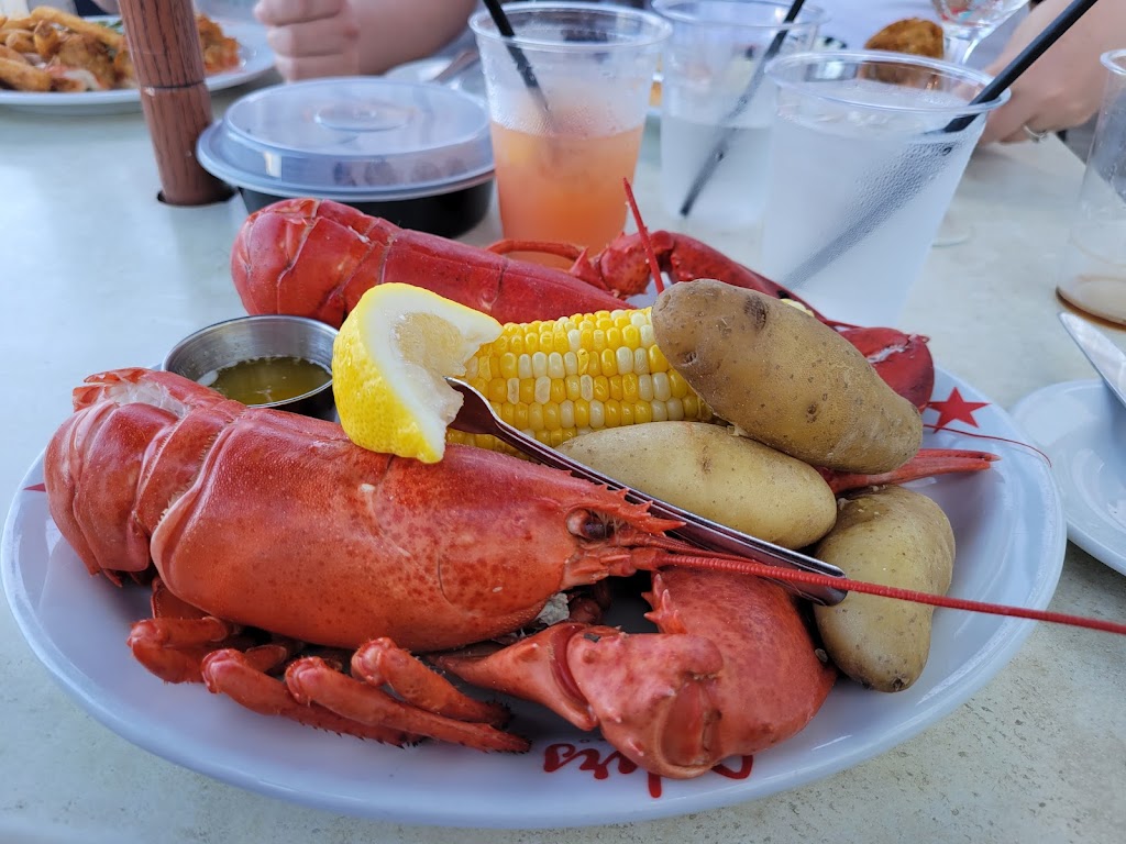 Bahrs Landing Famous Seafood Restaurant & Marina | 2 Bay Ave, Highlands, NJ 07732 | Phone: (732) 872-1245