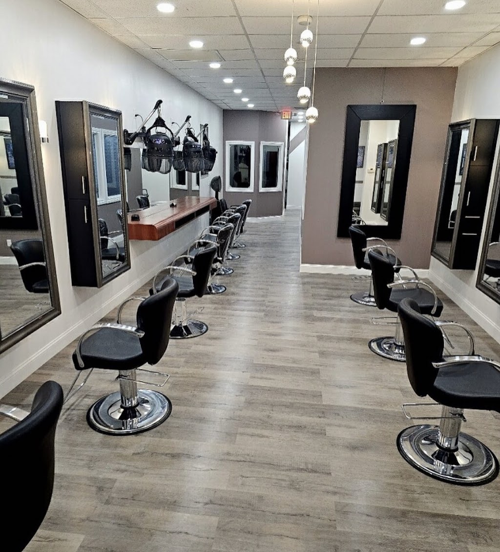 Salon Bobby Ds | 900 Wheeler Rd, Hauppauge, NY 11788 | Phone: (631) 366-3988