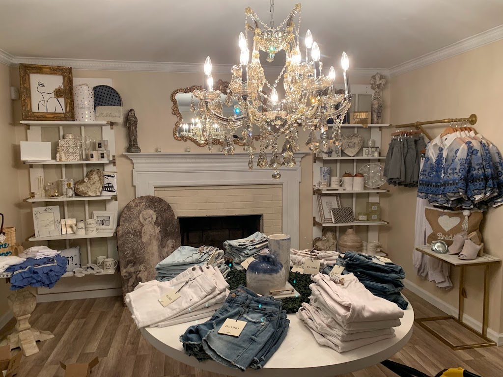 True Blue Boutique | 31 Church St, Little Silver, NJ 07739 | Phone: (732) 268-7904