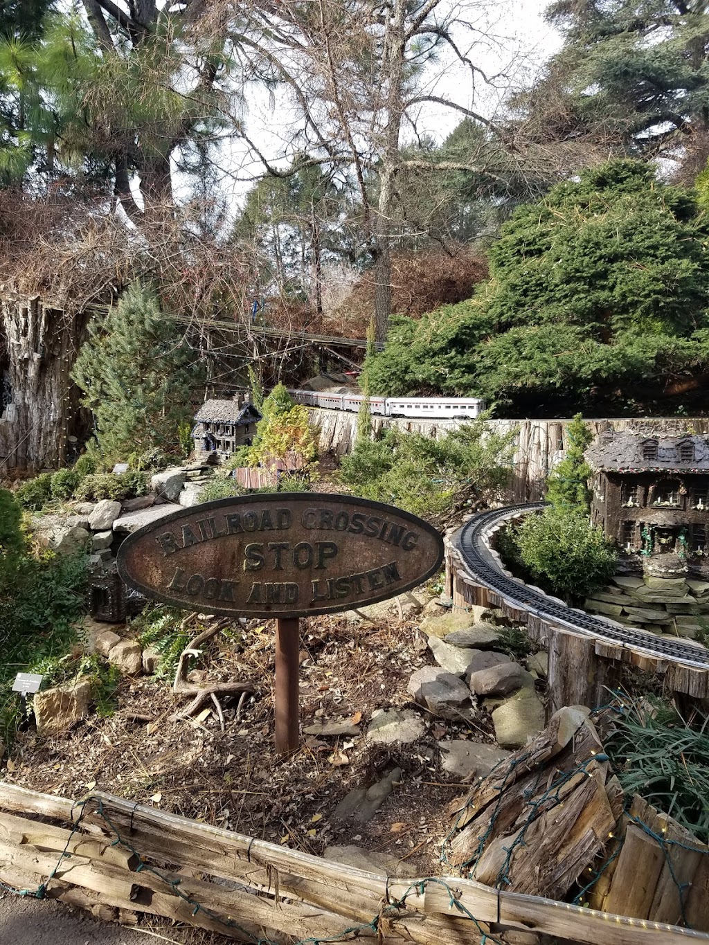 Garden Railway | Philadelphia, PA 19118 | Phone: (215) 247-5777