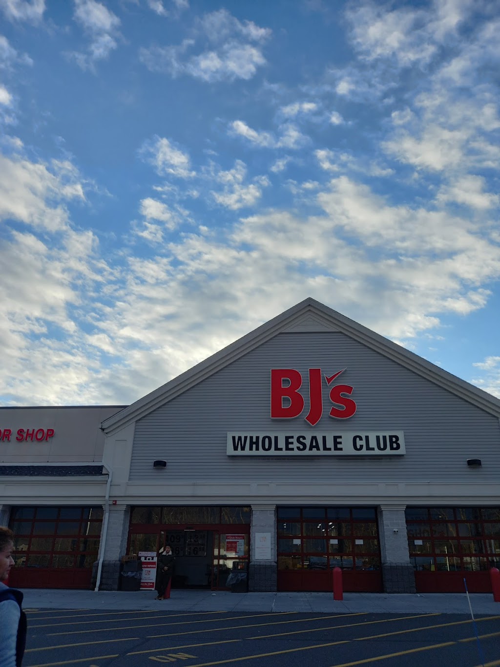 BJs Wholesale Club | 106 Federal Rd, Brookfield, CT 06804 | Phone: (203) 460-5000