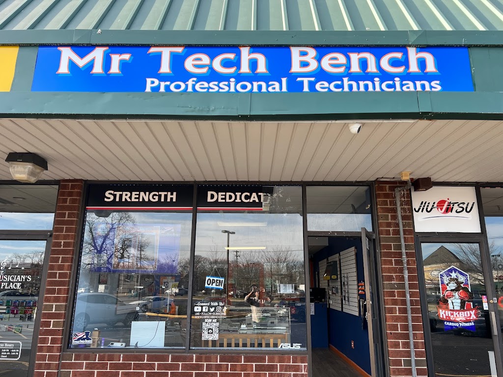 Mr Tech Bench Holbrook - Computer and Phone Repair | 310 Main St, Holbrook, NY 11741 | Phone: (631) 935-0800