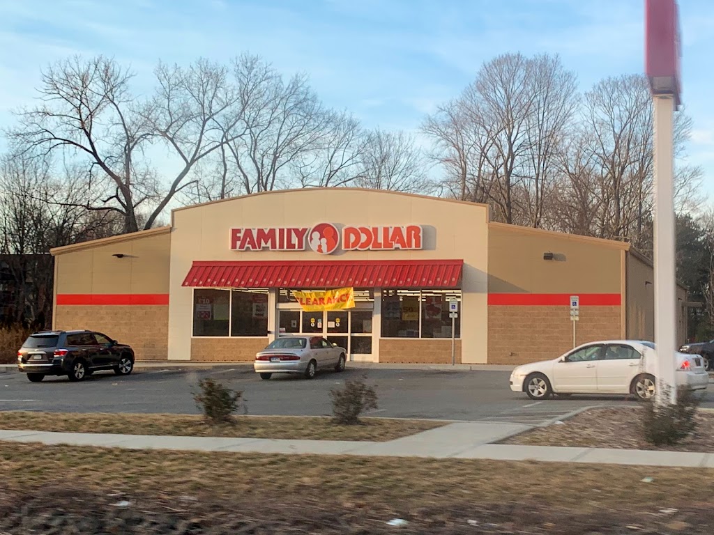 Family Dollar | 1324 E Main St, Meriden, CT 06450 | Phone: (203) 514-3120