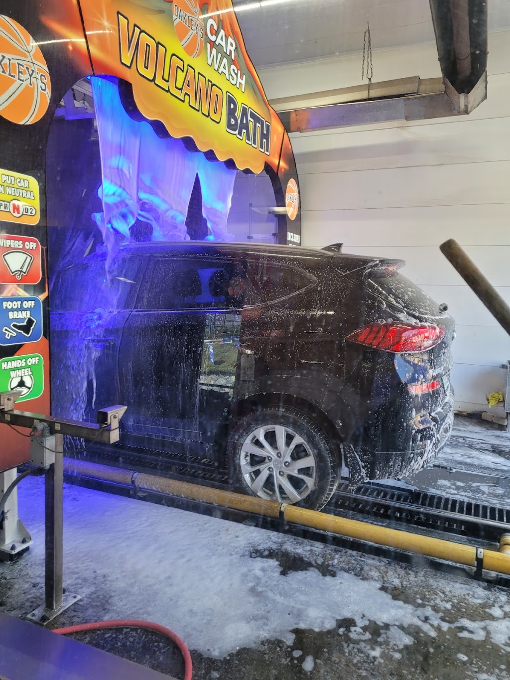 Oakleys Car Wash | 2435 Central Park Ave, Yonkers, NY 10710 | Phone: (914) 779-7760