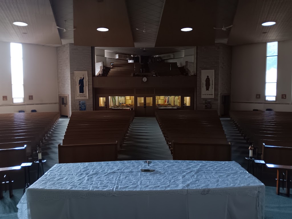 St Isaac Jogues Church | 1 Community St, East Hartford, CT 06108 | Phone: (860) 528-6749