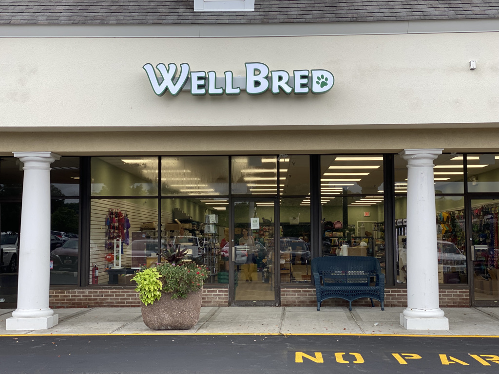 Well Bred - Pet food, supplies, toys & accessories | 223 US-206, Chester, NJ 07930 | Phone: (908) 879-6569