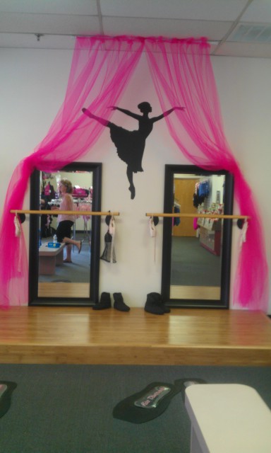 Kellys Dance Boutique | 613 Hope Rd, Eatontown, NJ 07724 | Phone: (732) 389-9494