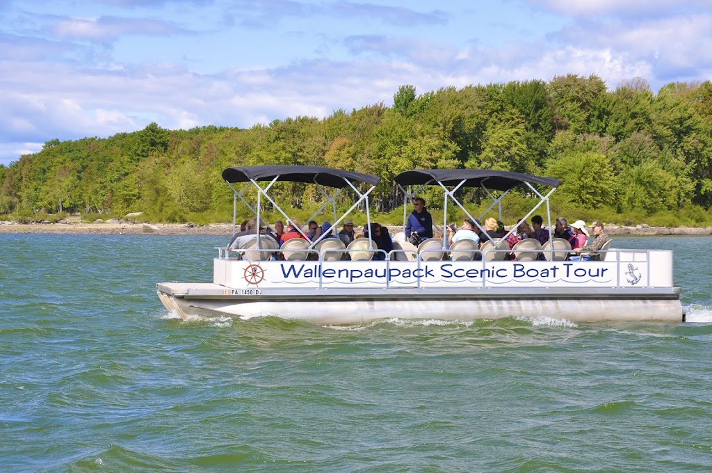 Wallenpaupack Scenic Boat Tour & Boat Rentals | 2487 US-6, Hawley, PA 18428 | Phone: (570) 226-3293