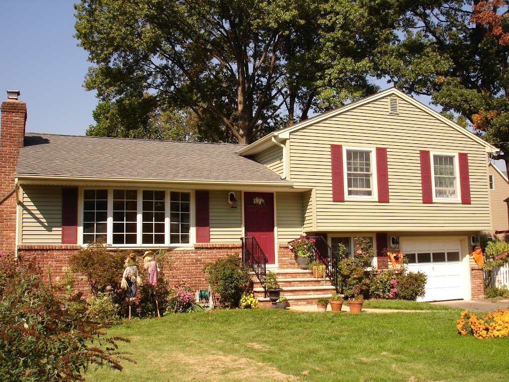 R and G Roofing - Carpentry and Siding | 625 Beach St, City of Orange, NJ 07050 | Phone: (973) 324-9461