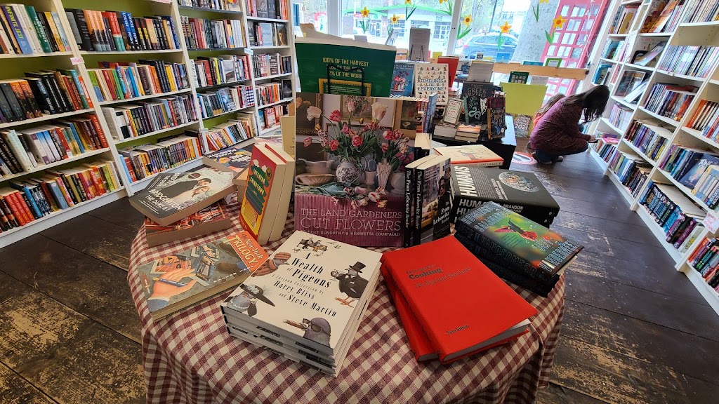 Booksy Galore | 67 Westchester Ave, Pound Ridge, NY 10576 | Phone: (914) 764-3171