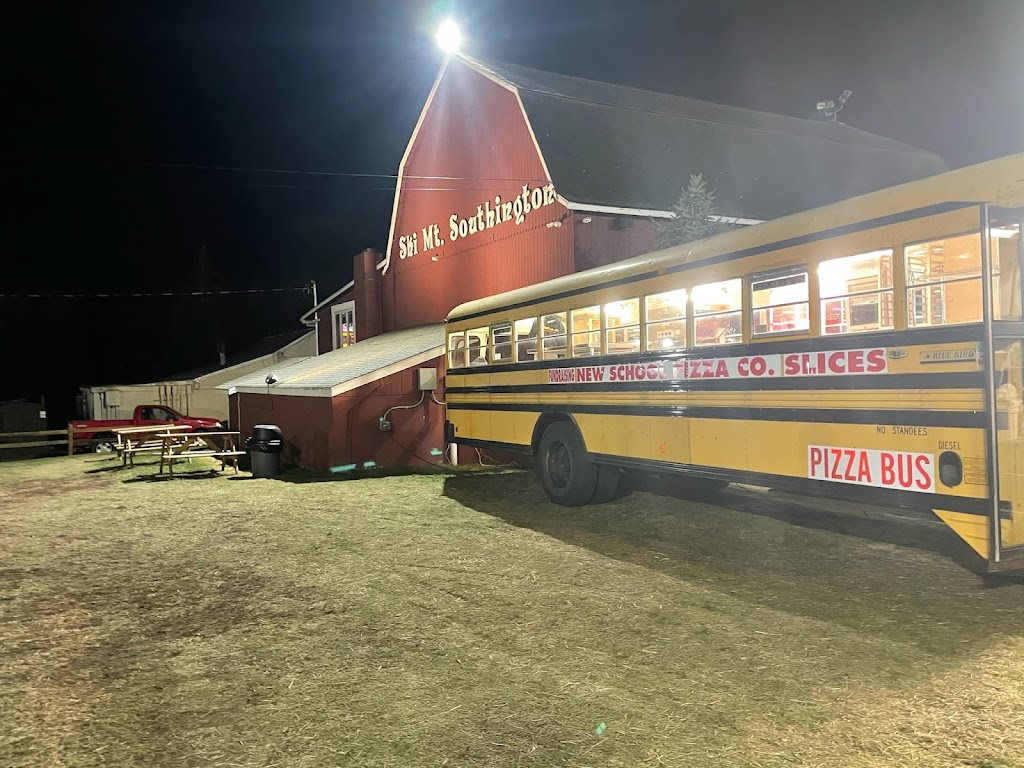 New School Pizza Co | 396 Mt Vernon Rd A, Plantsville, CT 06479 | Phone: (860) 992-8382