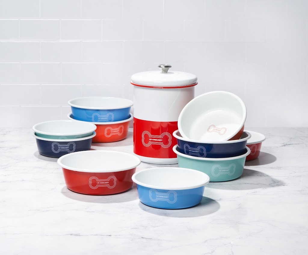 Le Creuset Outlet Store | 1 Premium Outlets Blvd Ste 291, Tinton Falls, NJ 07753 | Phone: (732) 493-8390