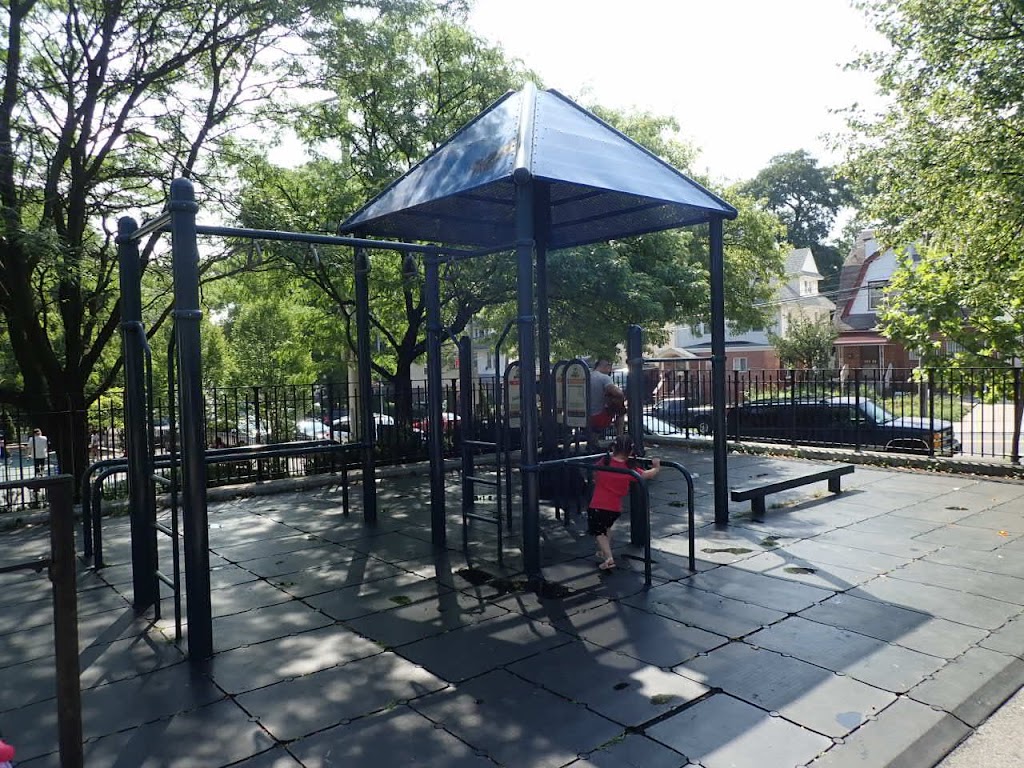 Murray Hill Playground | Murray St. &, Sanford Ave, Flushing, NY 11355 | Phone: (212) 639-9675