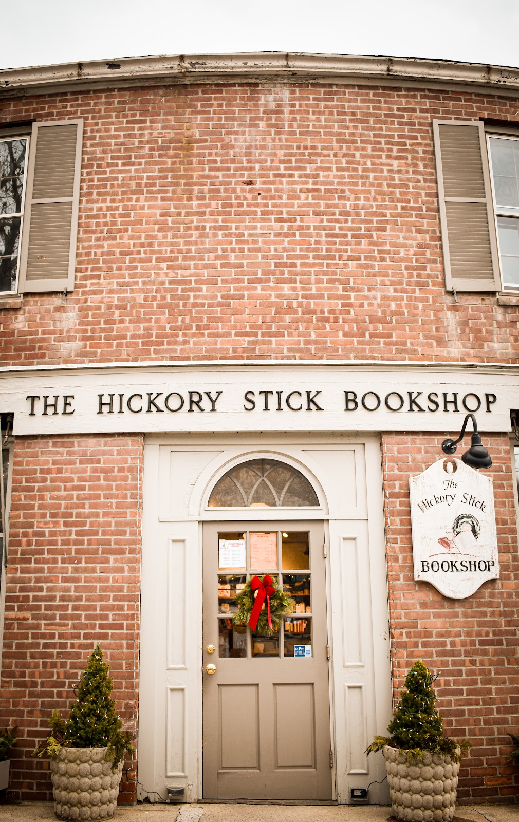 Hickory Stick Book Shop | 2 Green Hill Rd, Washington Depot, CT 06794 | Phone: (860) 868-0525