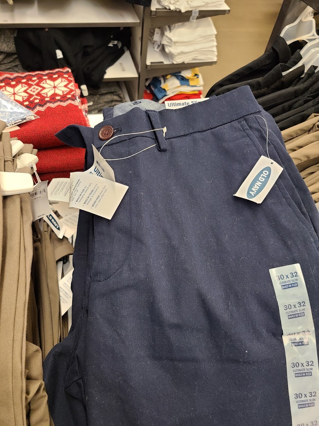 Old Navy Outlet | 1947 Old Country Rd, Riverhead, NY 11901 | Phone: (631) 369-5719