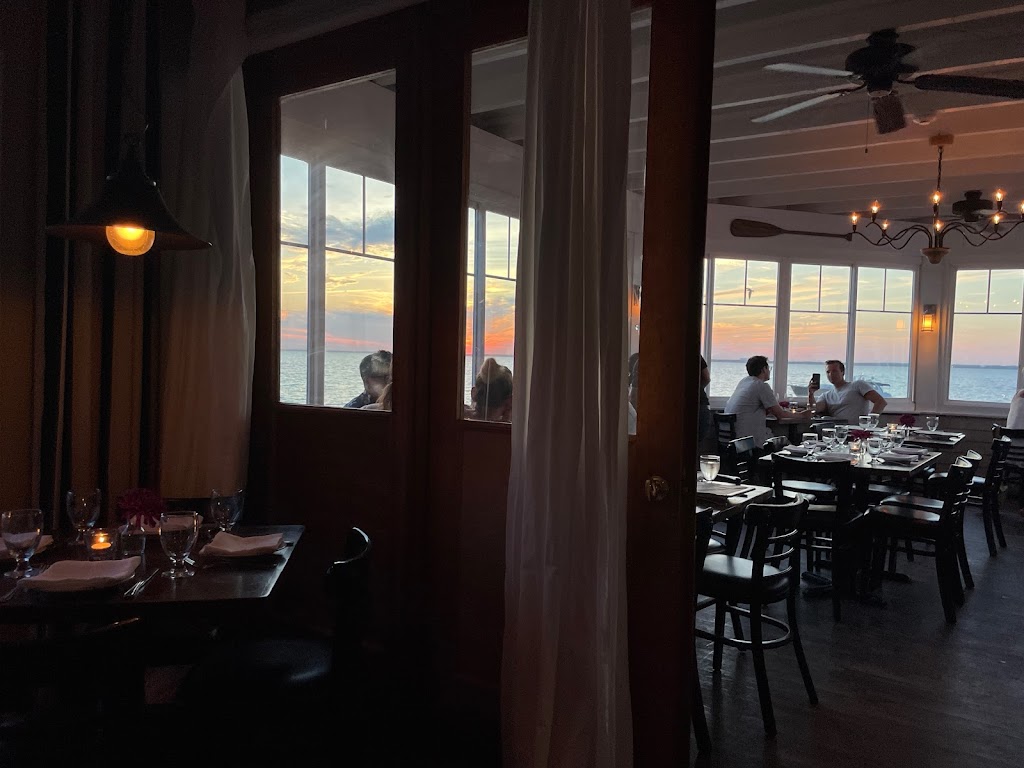 Top of the Bay | 159 Dock Walk, Cherry Grove, NY 11782 | Phone: (631) 597-6028