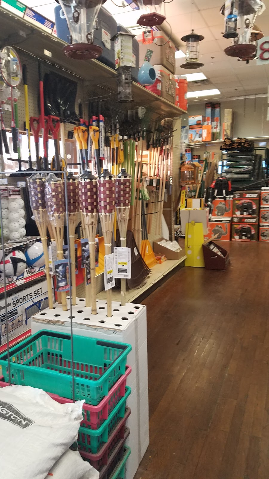 Home Hardware | 27 Franklin Turnpike, Waldwick, NJ 07463 | Phone: (201) 652-5666